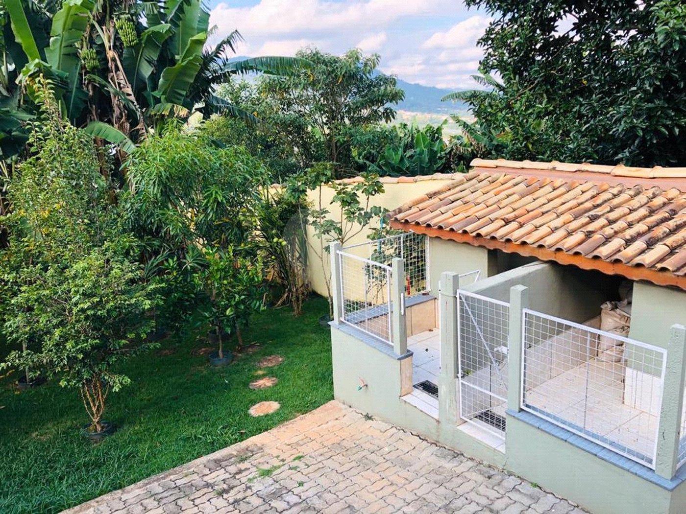 Casa Térrea à venda com 3 quartos, sendo 1 suíte, em Serra da Cantareira, Mairiporã, SP