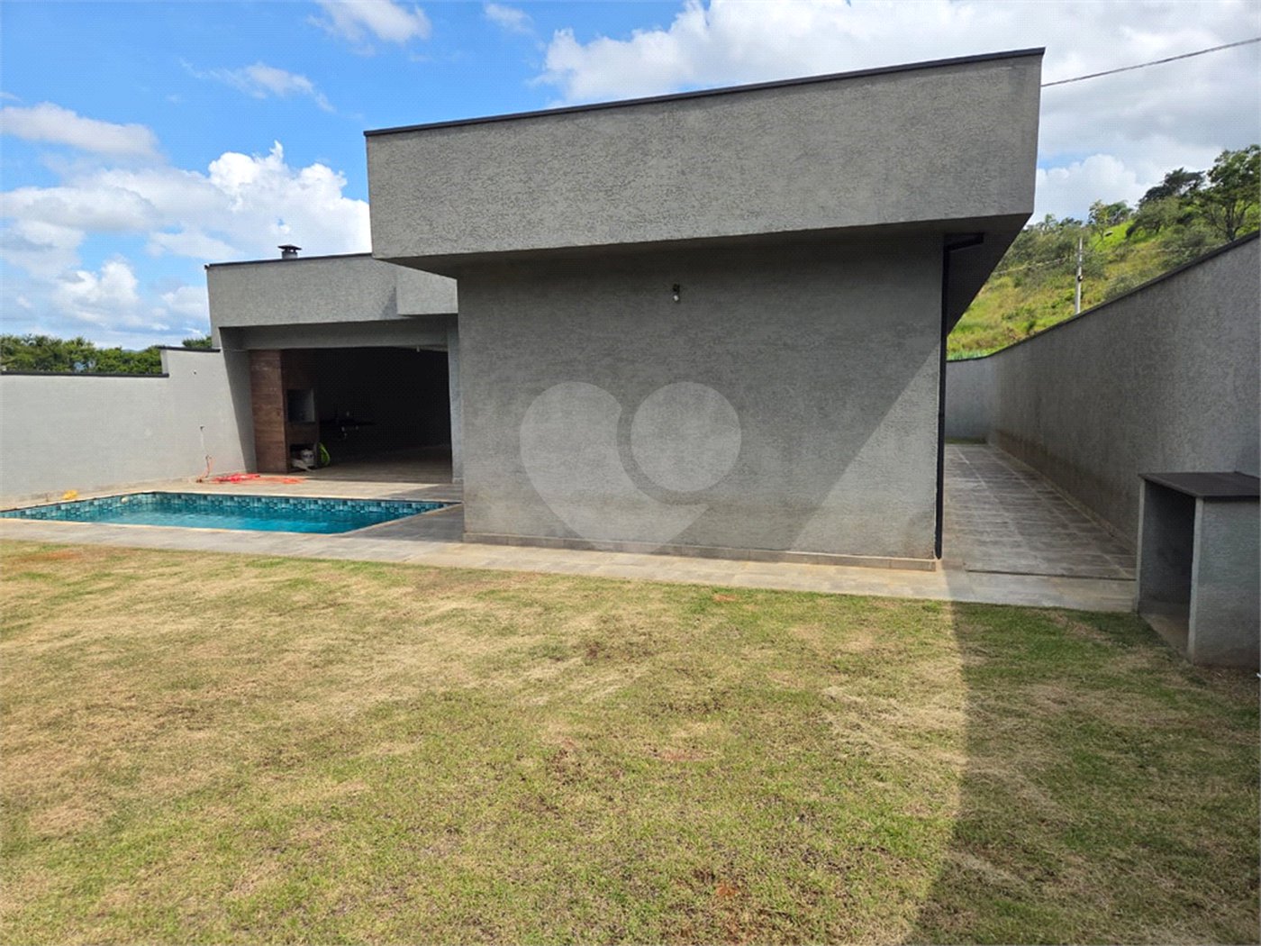 Casa à venda com 3 suítes em Loteamento Residencial Boa Vista, Atibaia, SP
