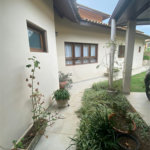 Casa à venda com 4 suítes no condomínio Vale da Santa Fé, Vinhedo - SP