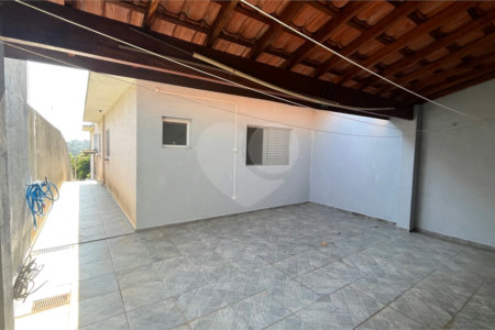 Sobrado à venda com 3 quartos, sendo 1 suíte, em Jardim Paulista, Atibaia, SP