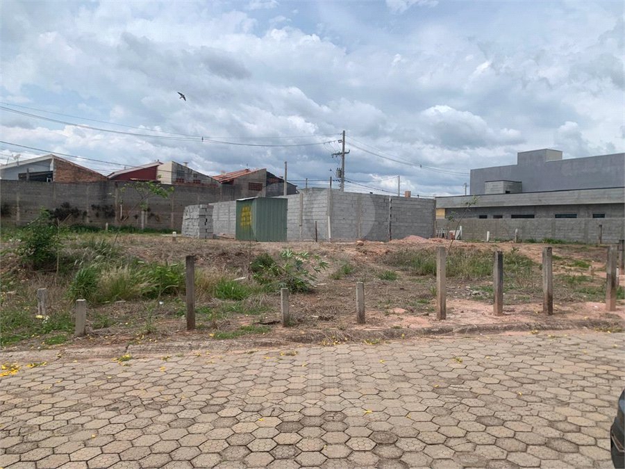 Casa em condomínio à venda com 3 quartos, sendo 1 suíte, em Jardim São Marcos, Bom Jesus dos Perdões, SP