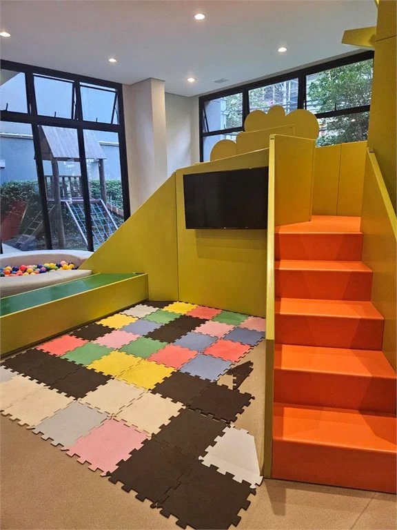Apartamento à venda com 2 quartos, sendo 1 suíte, em Pinheiros, São Paulo, SP