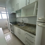 Apartamento para alugar com 2 quartos em Vila Anastácio, São Paulo, SP