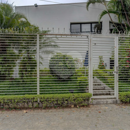 Sobrado à venda ou para alugar com 1 quarto em Chácara Santo Antônio (zona Sul), São Paulo, SP