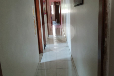 Sobrado à venda com 4 quartos, sendo 1 suíte, em Jardim Marisa, São Paulo, SP