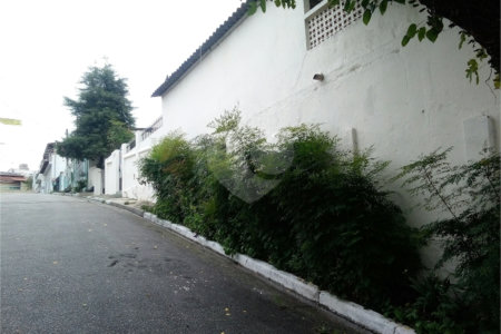 Casa à venda com 2 quartos em Vila Nivi, São Paulo, SP