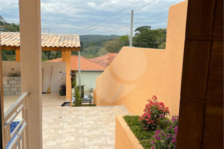 Casa à venda com 3 quartos, sendo 1 suíte, no condomínio Mirante da Mantiqueira, Mairiporã - SP