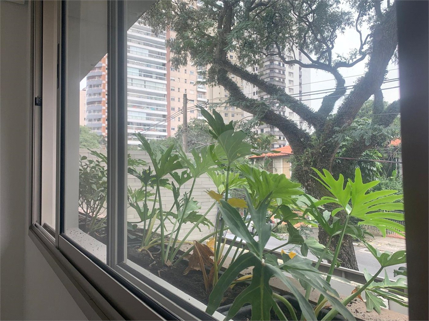 Apartamento à venda com 2 suítes em Vila Madalena, São Paulo, SP