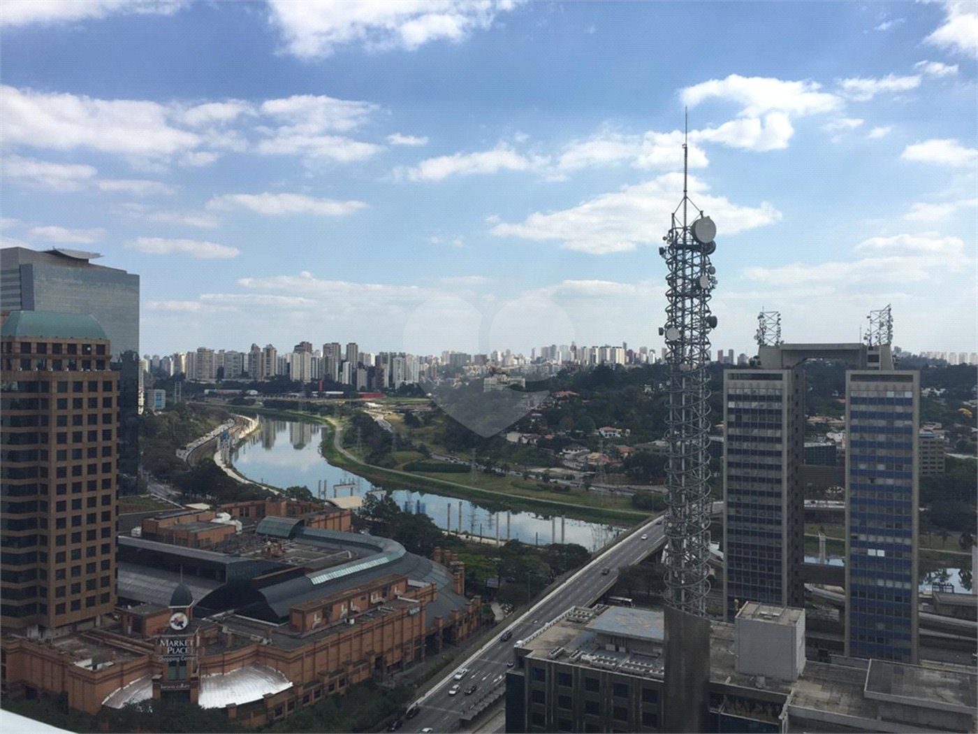Apartamento à venda com 1 suíte em Vila Gertrudes, São Paulo, SP