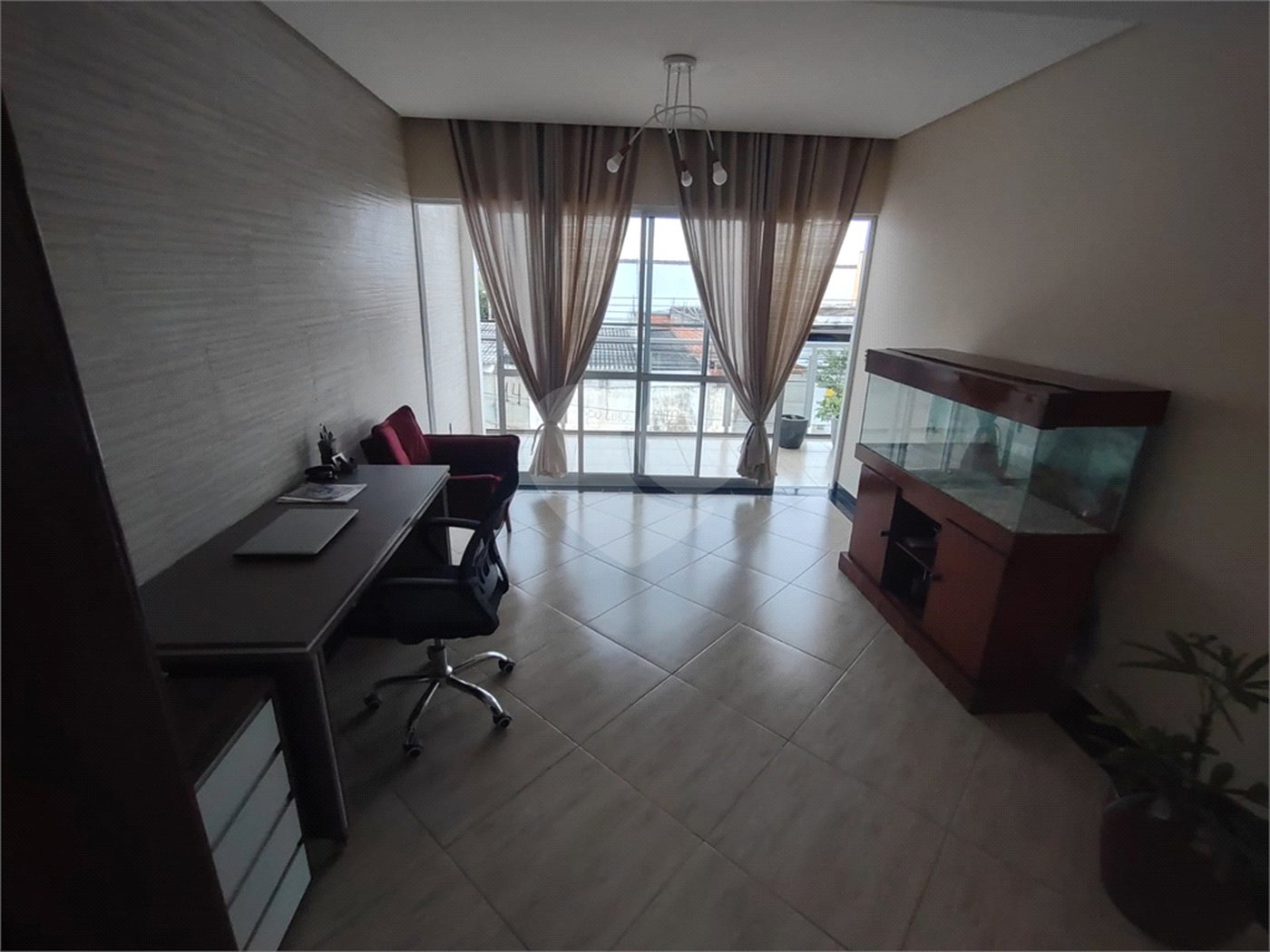 Casa à venda com 3 quartos, sendo 1 suíte,  em Jardim Alegria, Sorocaba, SP