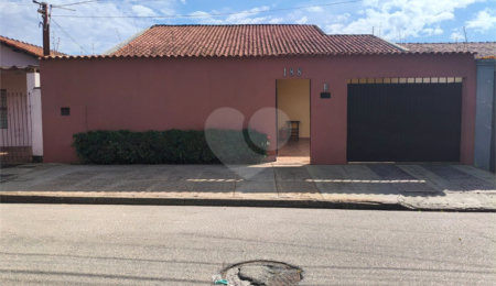 Casa à venda com 3 quartos, sendo 1 suíte,  em Vila Nova Itapetininga, Itapetininga, SP
