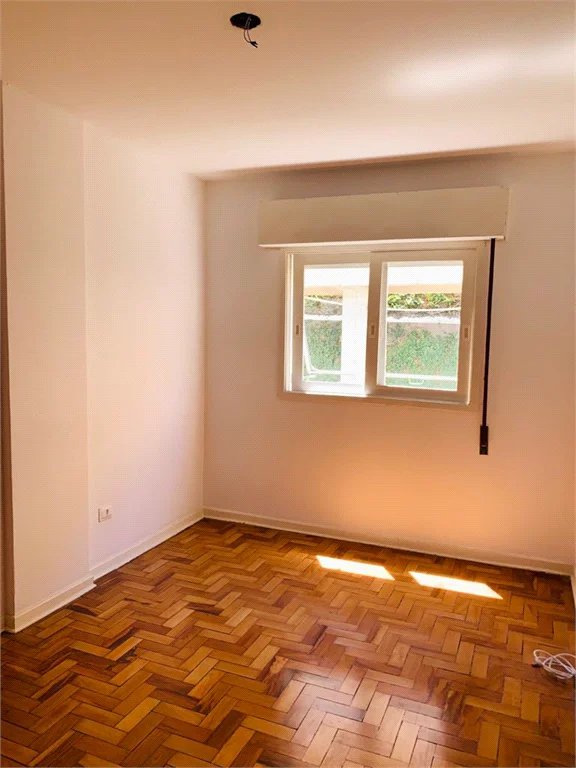 Apartamento à venda com 2 quartos, sendo 1 suíte, em Pinheiros, São Paulo, SP
