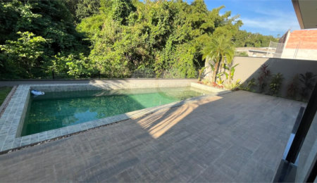 Casa à venda com 4 suítes no condomínio Residencial Granville, Atibaia - SP