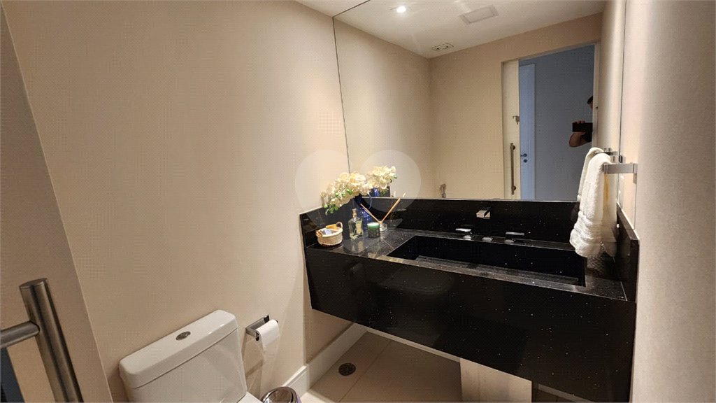 Apartamento à venda com 2 quartos, sendo 1 suíte, em Água Branca, São Paulo, SP
