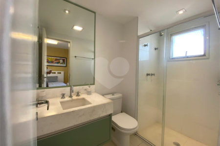 Apartamento à venda com 3 suítes em Vila Gomes Cardim, São Paulo, SP