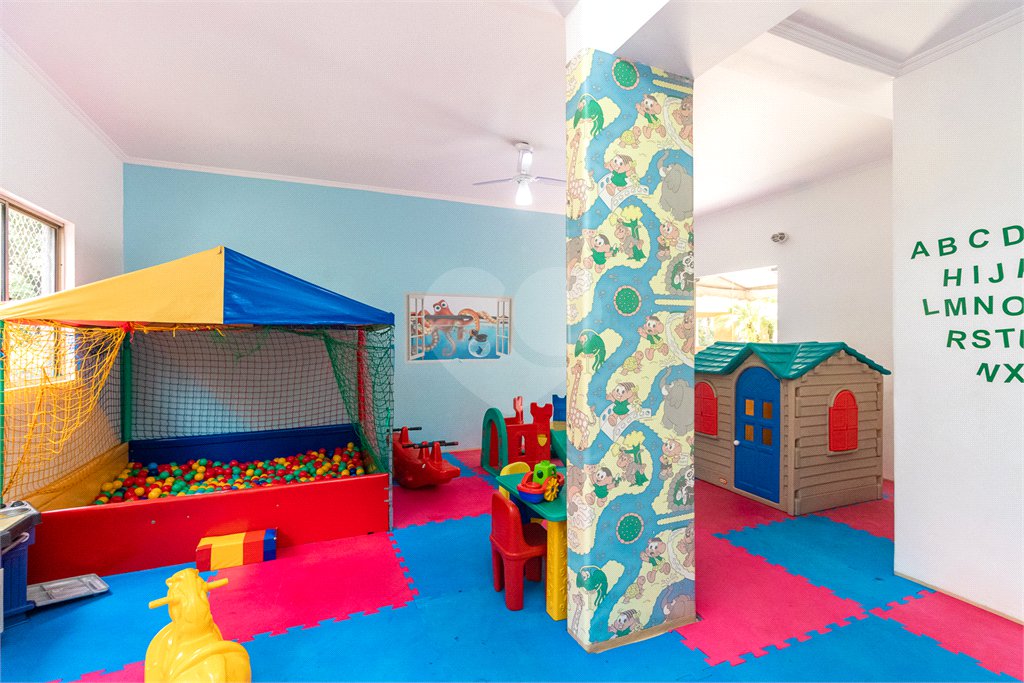 Apartamento à venda com 3 quartos, sendo 1 suíte, em Jardim Marajoara, São Paulo, SP