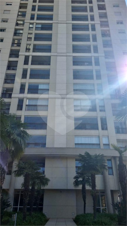 Apartamento à venda com 3 quartos, sendo 2 suítes,  em Paraíso do Morumbi, São Paulo, SP