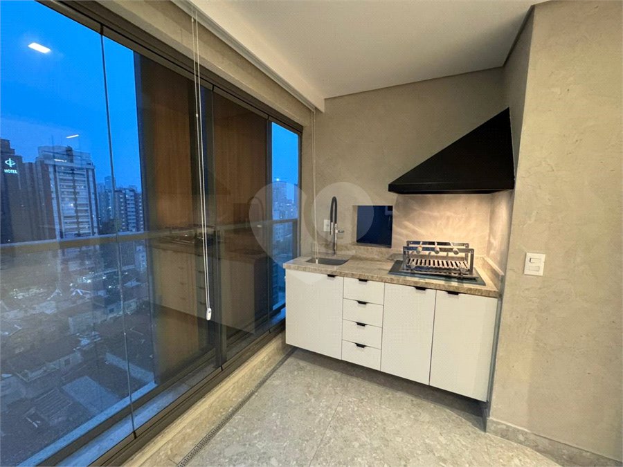 Apartamento para alugar com 3 quartos, sendo 2 suítes, em Pinheiros, São Paulo, SP