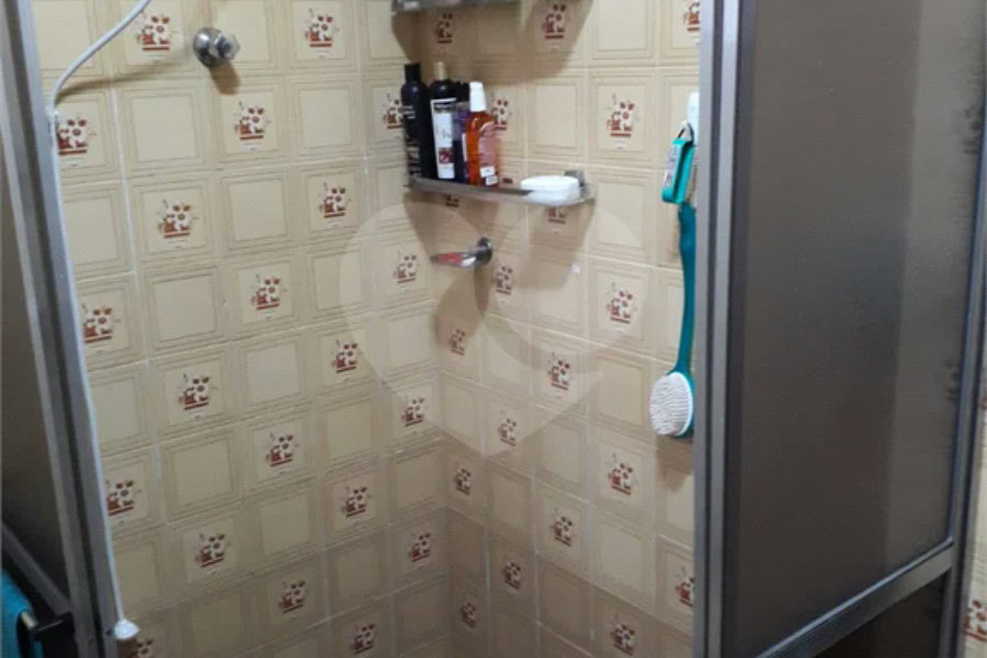 Sobrado à venda com 3 quartos no Brasilândia, São Paulo, SP