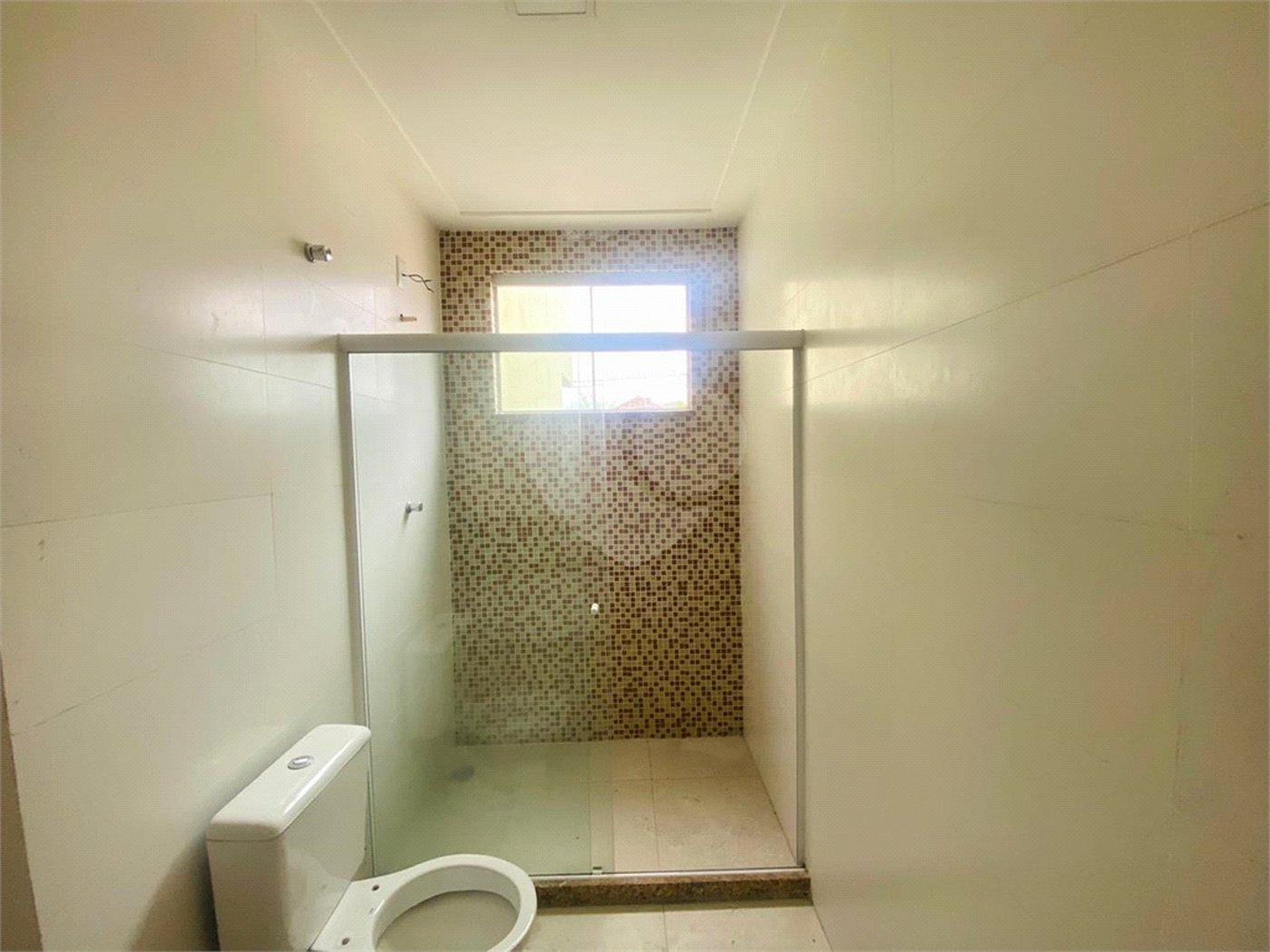 Casa à venda com 3 quartos, sendo 1 suíte, em Campo Grande, Rio de Janeiro, RJ