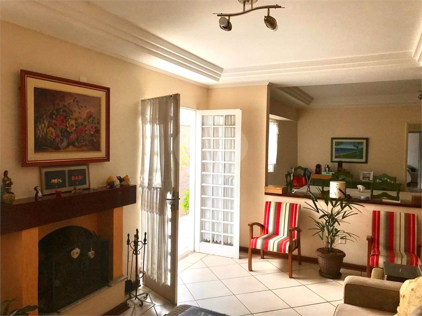 Casa à venda com 4 quartos, sendo 2 suítes,  em Jardim Armênia, Mogi das Cruzes, SP