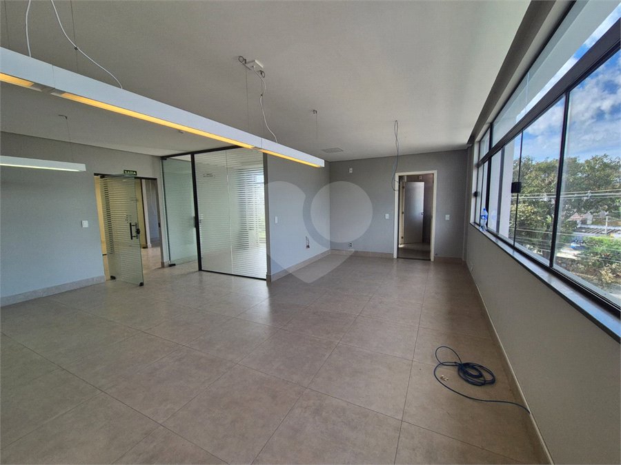 Prédio para alugar em Vila Faustina I, Valinhos, SP