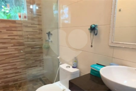 Casa à venda com 4 quartos, sendo 2 suítes,  em Albatroz, Armação dos Búzios, RJ
