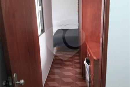 Casa Térrea à venda ou para alugar com 4 quartos, sendo 1 suíte, em Jardim Aeroporto, São Paulo, SP