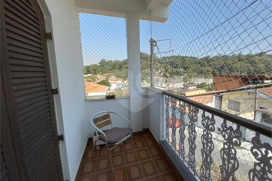Sobrado à venda com 3 quartos, sendo 1 suíte, em Horto, São Paulo, SP
