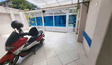 Casa com 4 dormitórios à venda, 235 m² por R$ 1.500.000,00 - Ponta da Praia - Santos/SP