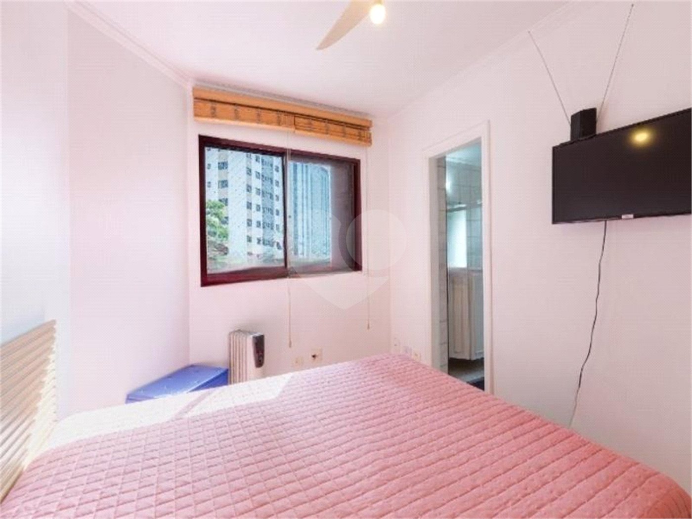 Apartamento à venda com 3 quartos, sendo 1 suíte, em Vila Hamburguesa, São Paulo, SP