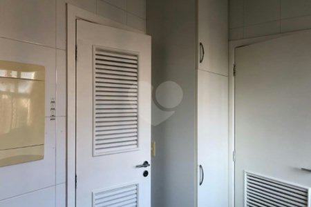 Apartamento à venda com 3 suítes em Vila Suzana, São Paulo, SP