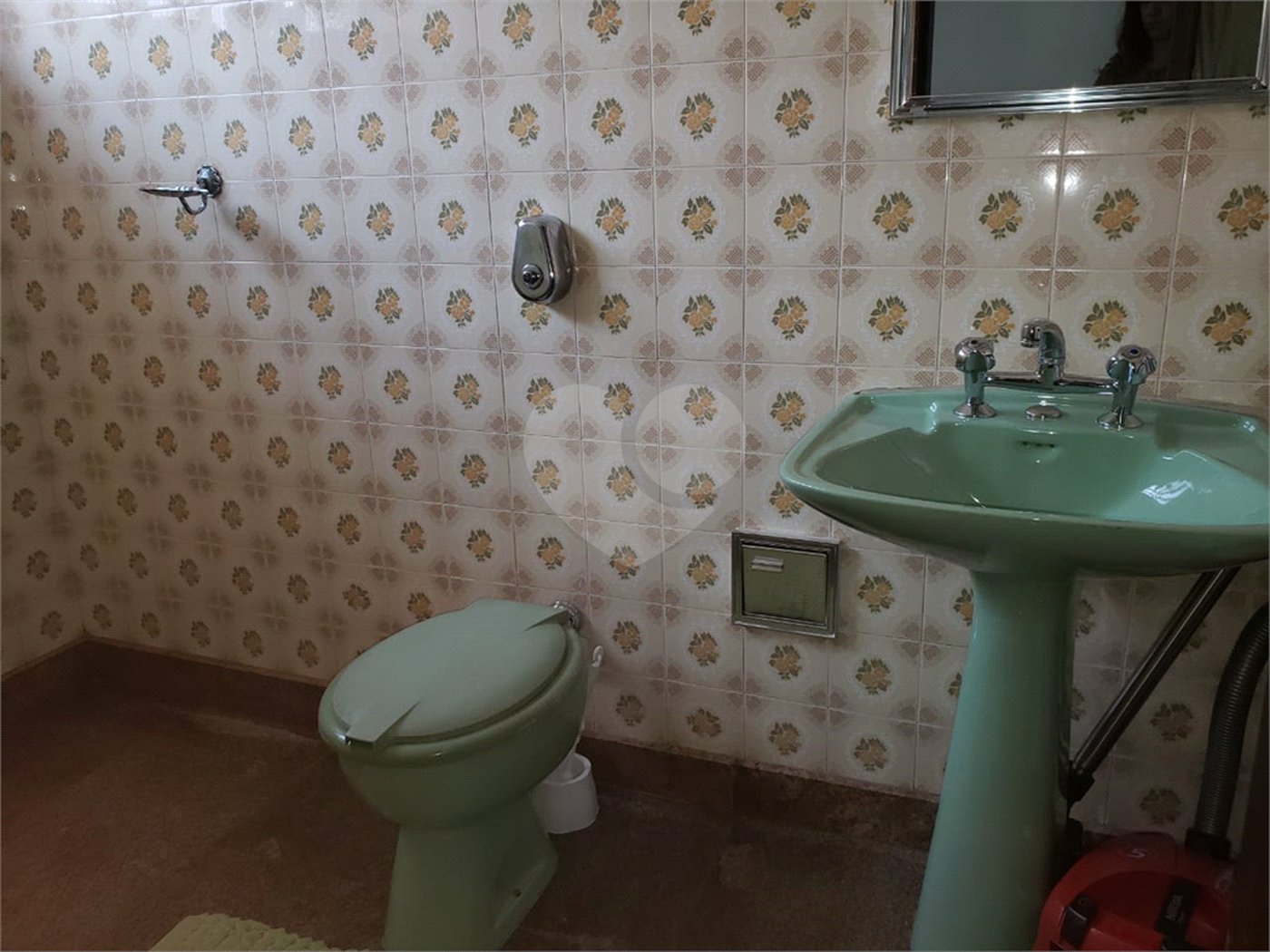 Casa à venda com 2 quartos, sendo 1 suíte, em Tremembé, São Paulo, SP