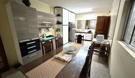 Sobrado à venda com 5 quartos, sendo 1 suíte,  em Jardim Independência, São Paulo, SP