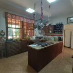 Casa à venda com 4 quartos, sendo 3 suítes, no condomínio Patrimônio do Carmo, São Roque - SP
