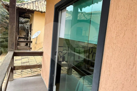 Casa à venda com 3 quartos, sendo 1 suíte, em Ferradurinha, Armação dos Búzios, RJ