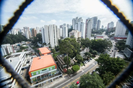 Apartamento à venda com 4 quartos, sendo 3 suítes, em Vila Andrade, São Paulo, SP
