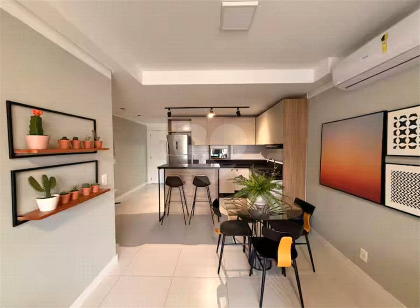 Apartamento à venda com 2 suítes em Jurerê, Florianópolis, SC