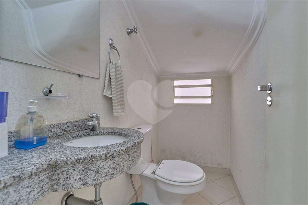 Sobrado à venda com 3 quartos, sendo 1 suíte, em Jardim Prudência, São Paulo, SP