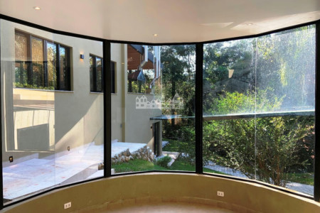 Casa à venda ou para alugar com 3 suítes no condomínio Estância Parque Atibaia, Atibaia - SP