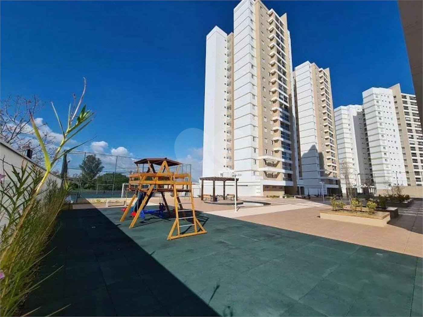Apartamento à venda com 3 quartos, sendo 1 suíte,  em Parque Campolim, Sorocaba, SP