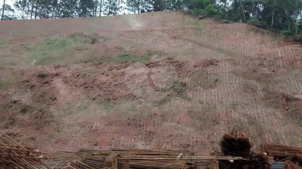 Terreno à venda em Jardim Glória, Miracatu, SP