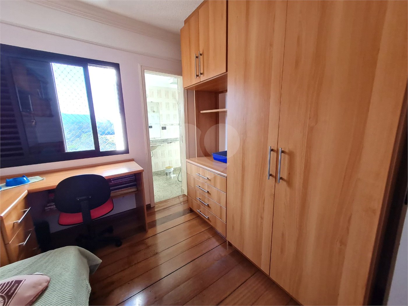 Apartamento à venda com 3 quartos, sendo 2 suítes,  em Vila Mogilar, Mogi das Cruzes, SP