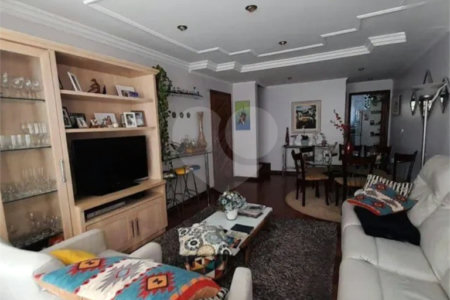 Casa à venda com 3 quartos, sendo 1 suíte, em Jardim Pinheiros, São Paulo, SP