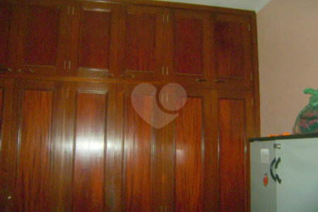 Casa à venda com 3 quartos, sendo 1 suíte,  em Jardim Colombo, São Paulo, SP