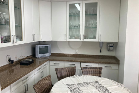Apartamento à venda com 4 quartos, sendo 1 suíte, em Cidade Mãe do Céu, São Paulo, SP