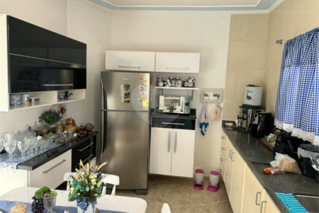 Casa à venda com 2 quartos, sendo 1 suíte, em Jardim Shangri-lá, Itapetininga, SP
