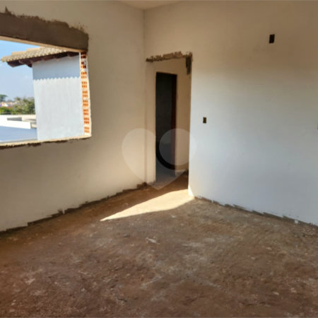 Casa à venda com 5 suítes em Residencial Olivio Benassi, Matão, SP