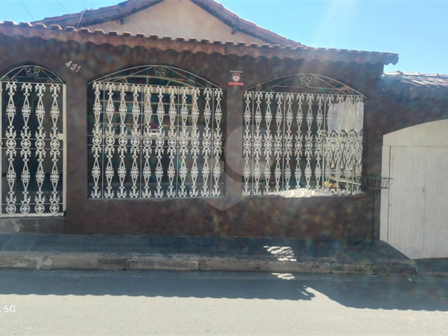 Casa à venda com 3 quartos, sendo 2 suítes,  em Moinho, Mairiporã, SP