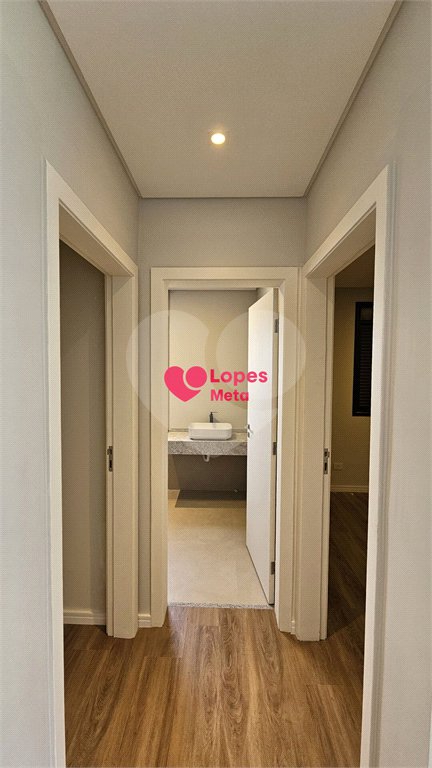 Casa à venda com 4 quartos, sendo 2 suítes, no condomínio Reserva Aruanã, São José dos Campos - SP